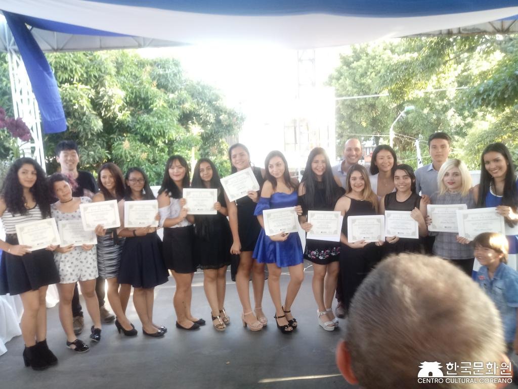 Ceremonia - Certificados de coreano